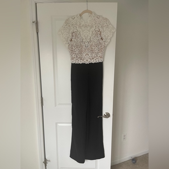 Catherine Deane Lace Jumpsuit - Picture 8 of 14